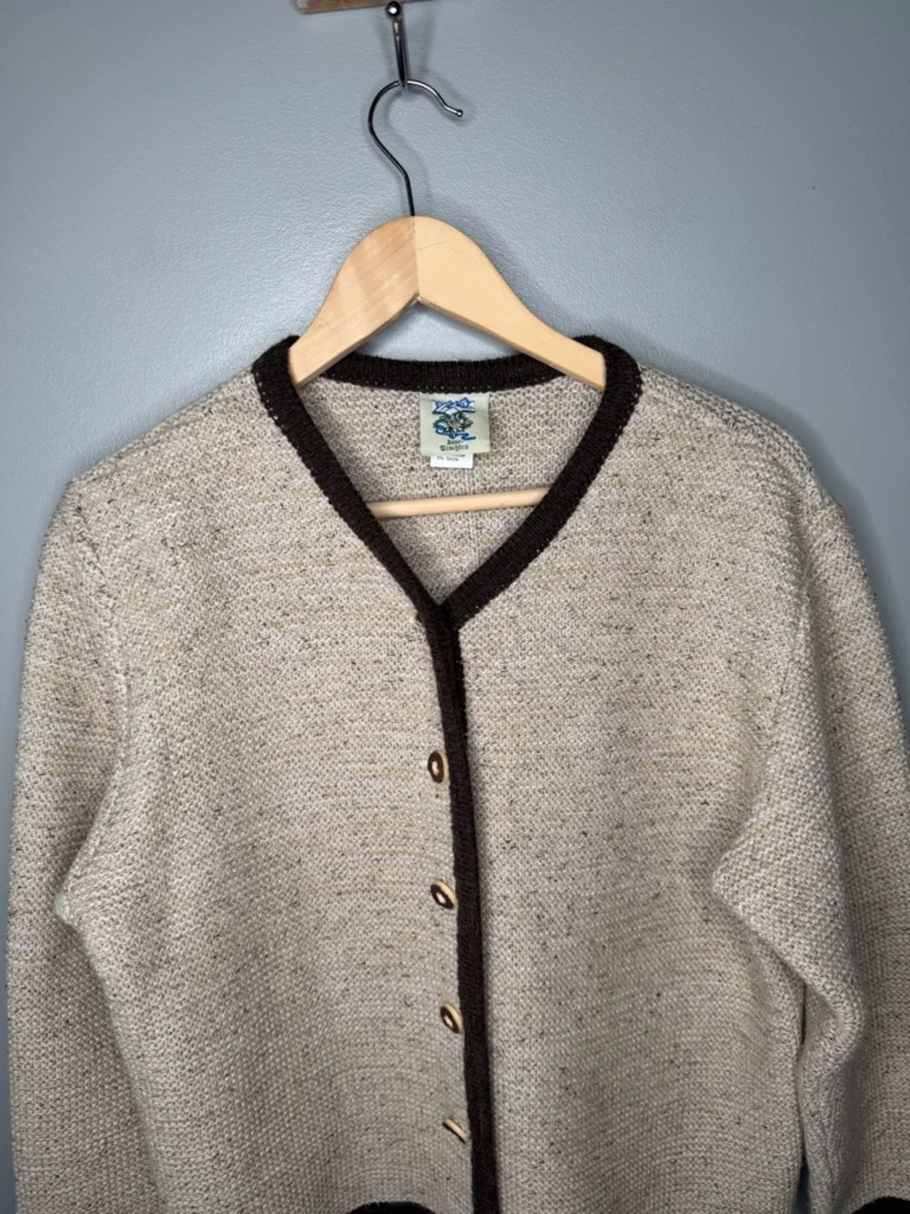 Isar Tratchten Traditional German Wool Silk Blend Cardigan - Picture 4 of 12